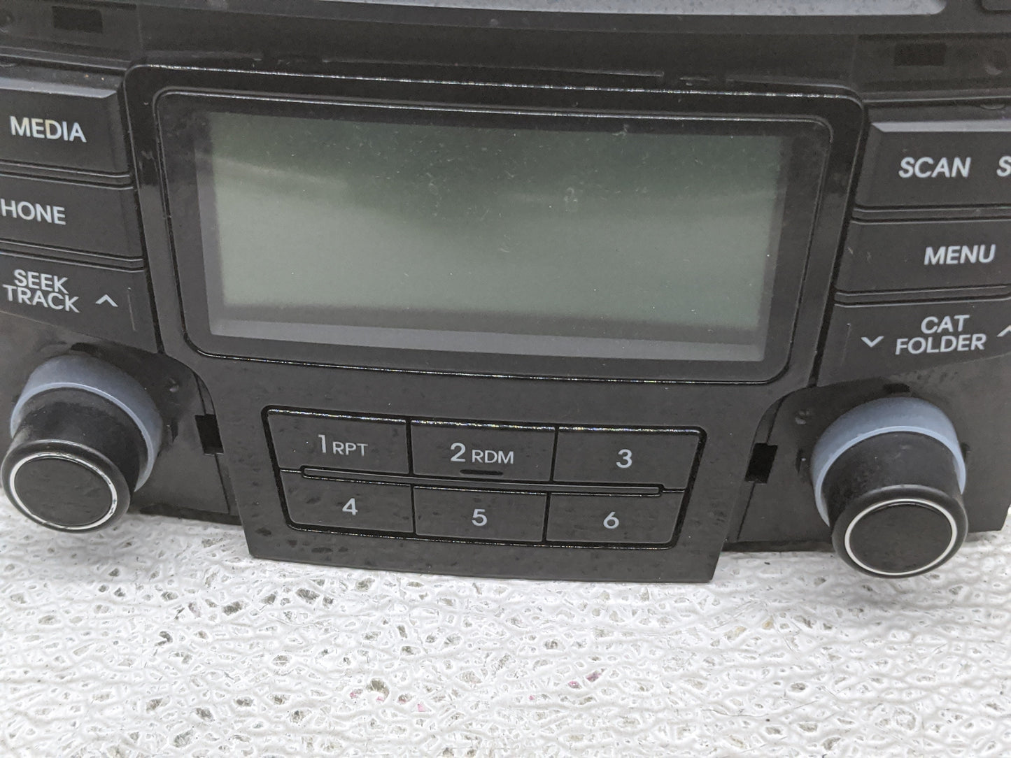 2012-2015 Hyundai Sonata Radio AM FM Cd Player Receiver Replacement P/N:96180-3Q600 Fits Fits 2012 2013 2014 2015 OEM Used A