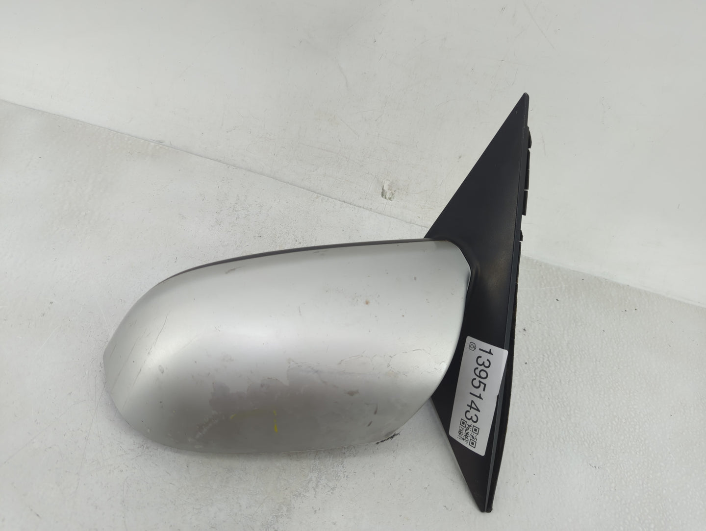 2011-2015 Hyundai Sonata Driver Side View Mirror - Left Door Mirror OEM Used - Oemusedautoparts1.com
