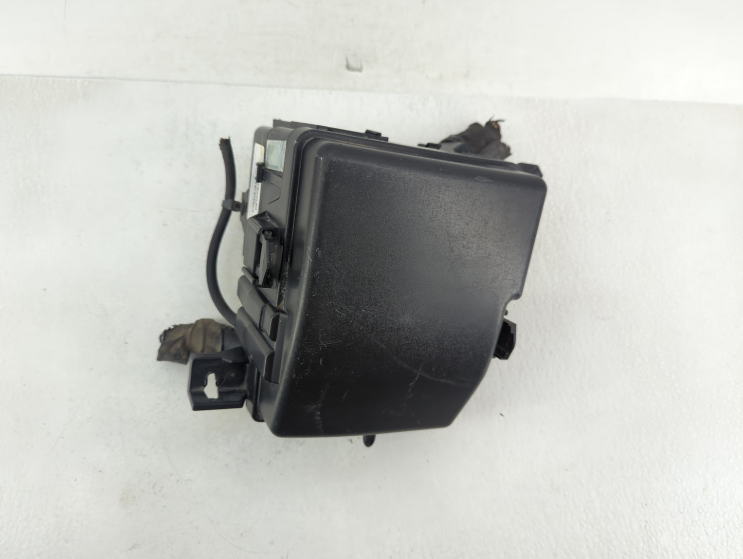 2011-2014 Hyundai Sonata Fusebox Fuse Box Panel Relay Module Fits Fits 2011 2012 2013 2014 OEM Used Auto Parts - Oemusedauto