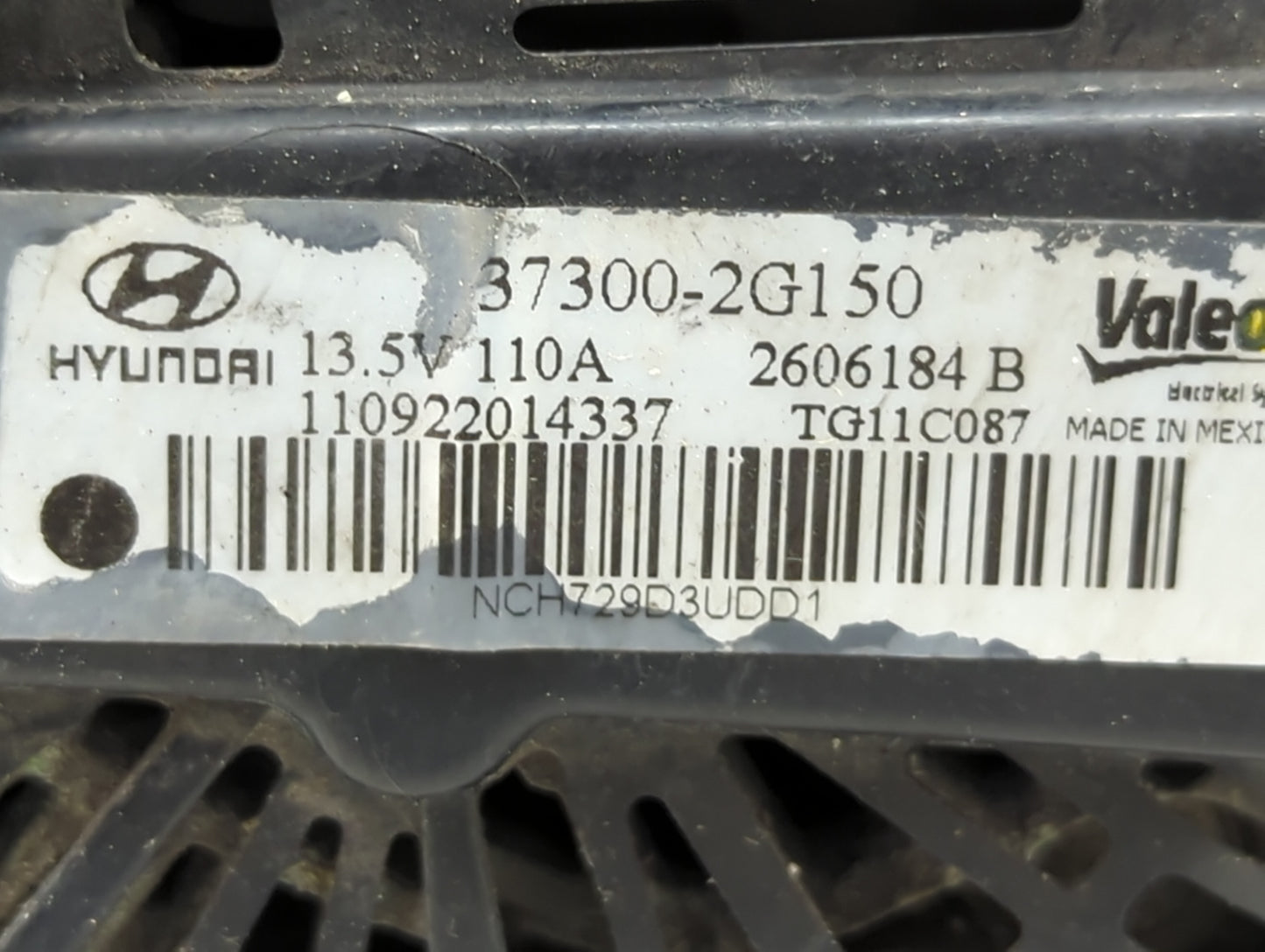 2012 Hyundai Sonata Alternator Replacement Generator Charging Assembly Engine OEM P/N:37300-2G150 Fits OEM Used Auto Parts -