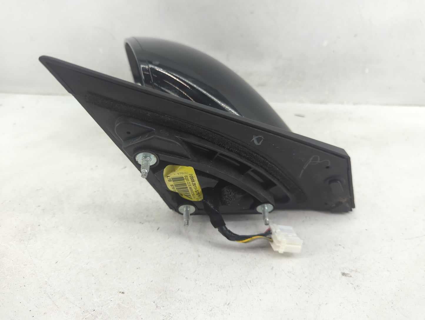 2011-2014 Hyundai Sonata Driver Side View Mirror - Left Door Mirror OEM Used - Oemusedautoparts1.com