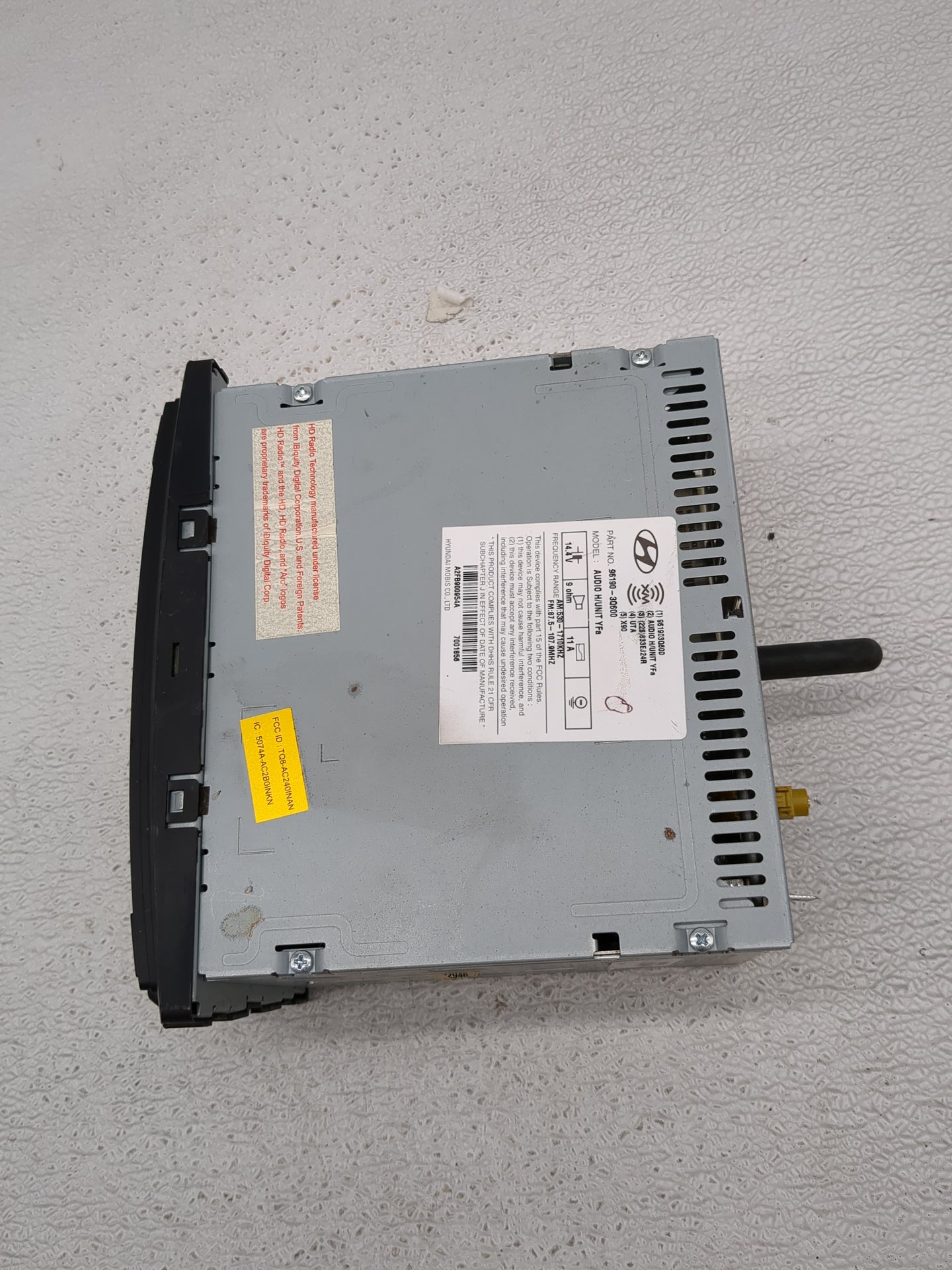 2012-2015 Hyundai Sonata Radio AM FM Cd Player Receiver Replacement P/N:96190-3Q600 Fits Fits 2012 2013 2014 2015 OEM Used A