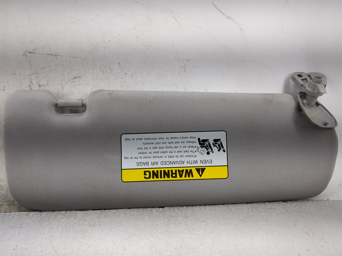 2012-2014 Hyundai Sonata Sun Visor Shade Replacement Driver Left Mirror Fits Fits 2012 2013 2014 OEM Used Auto Parts - Oemus
