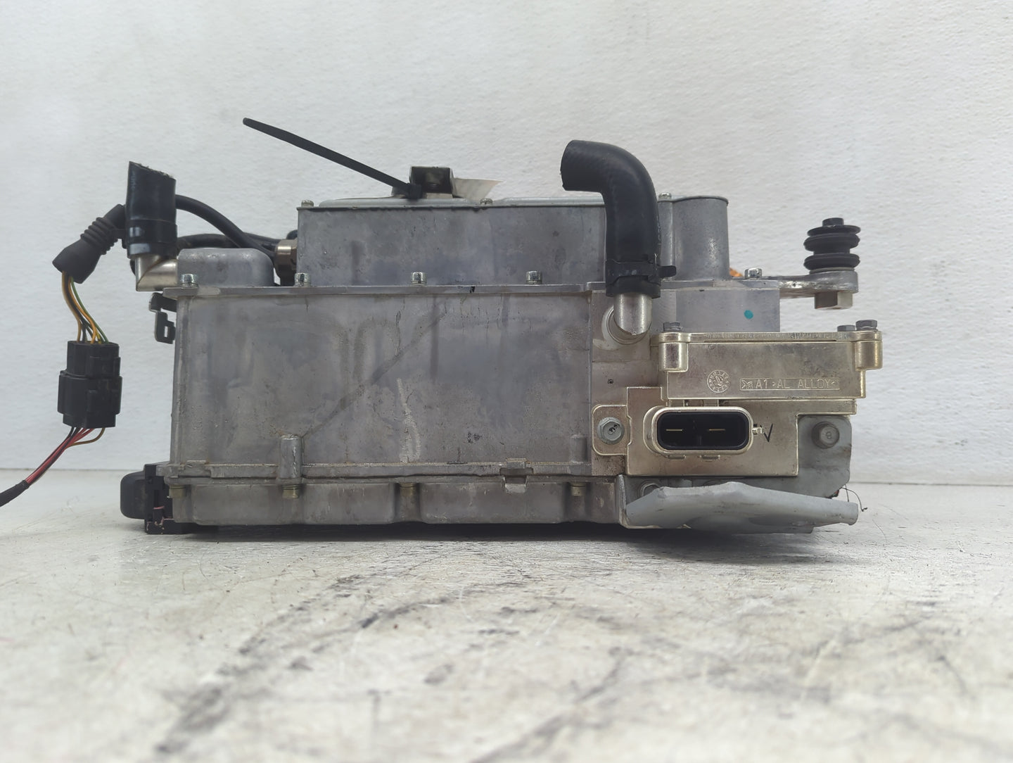 2011-2015 Hyundai Sonata Hybrid DC Synergy Drive Power Inverter Fits Fits 2011 2012 2013 2014 2015 OEM Used Auto Parts - Oem