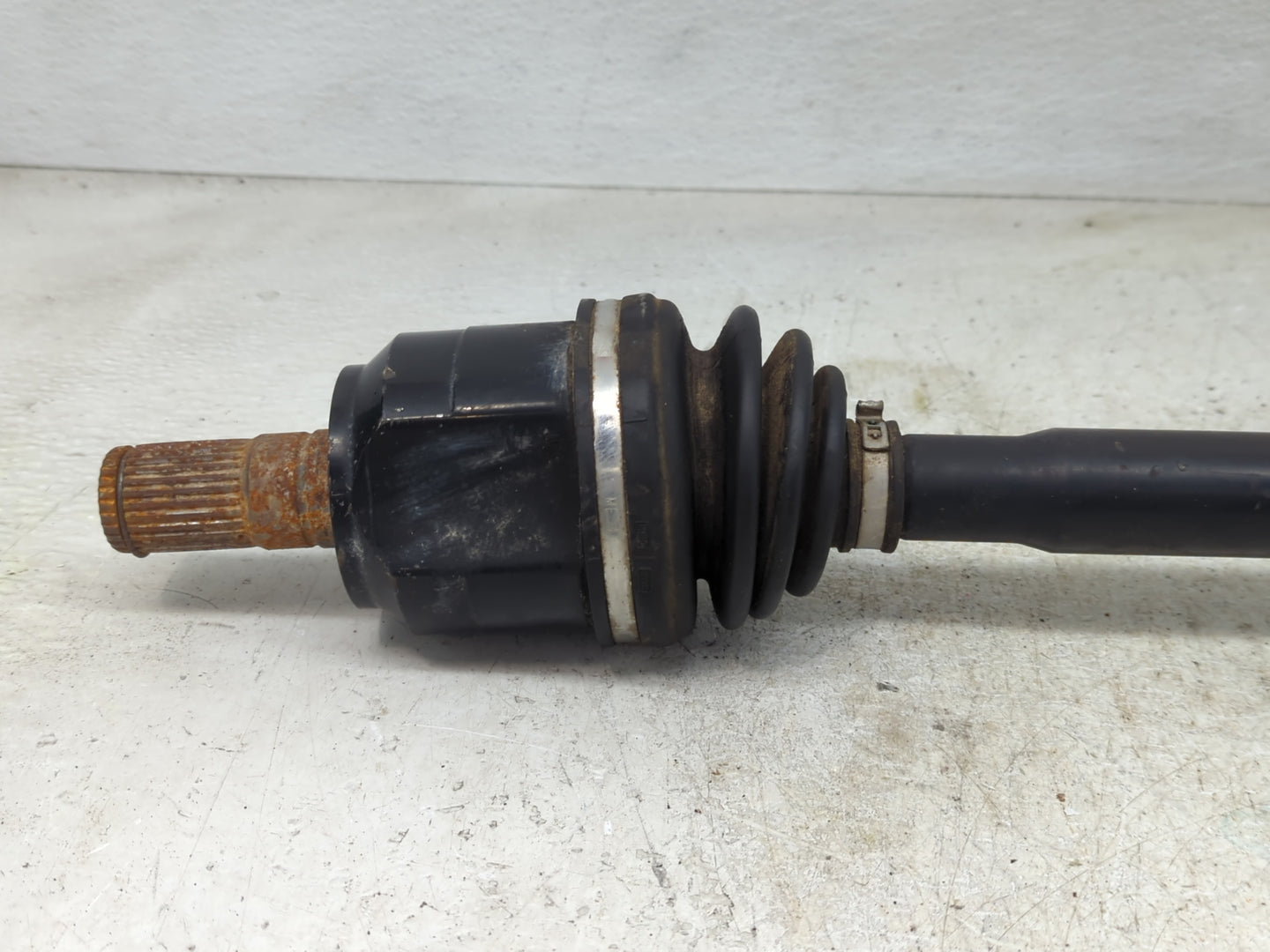 2011-2015 Hyundai Sonata Axle Shaft Front Passenger Cv C/v - Oemusedautoparts1.com