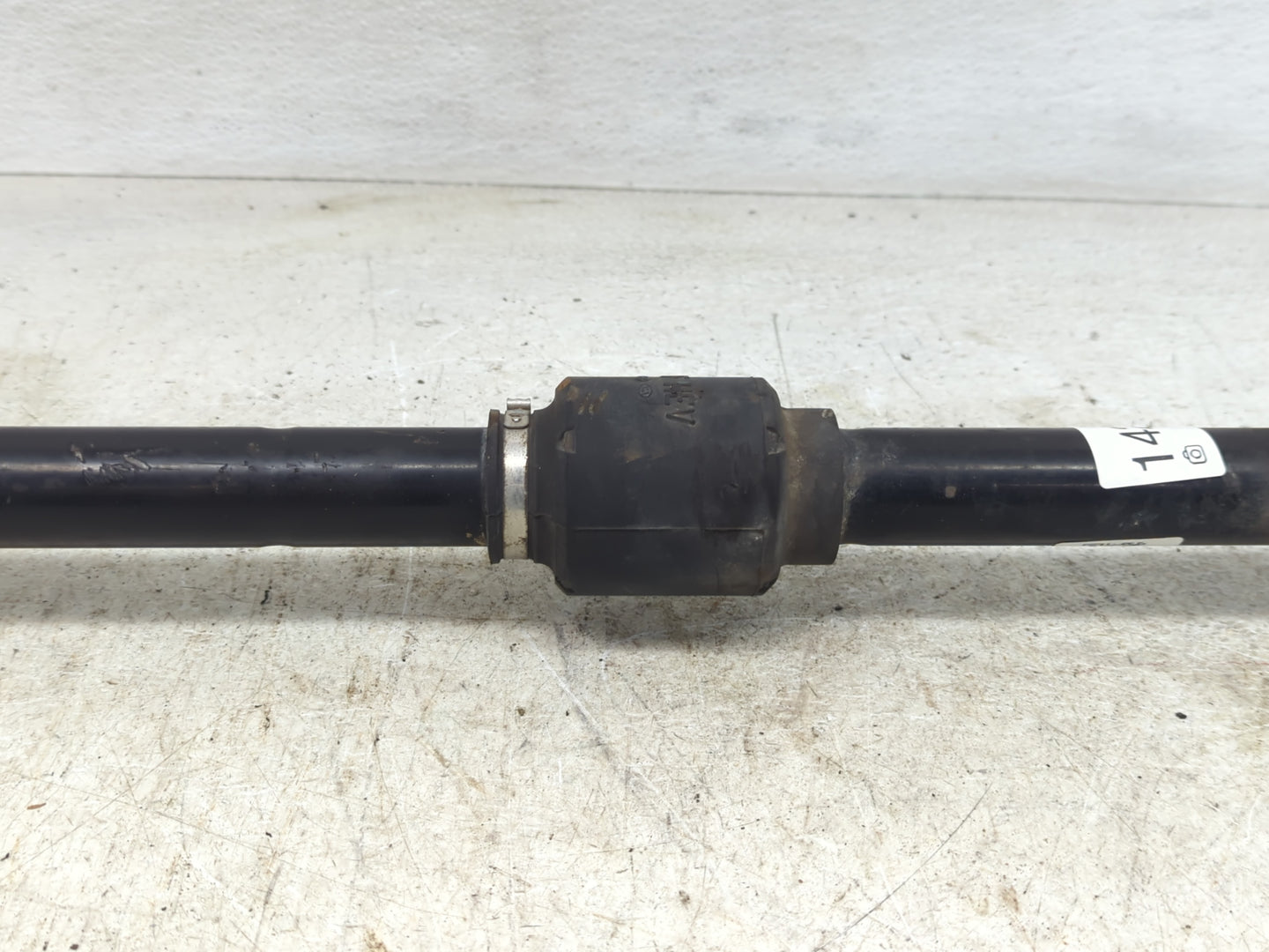 2011-2015 Hyundai Sonata Axle Shaft Front Passenger Cv C/v - Oemusedautoparts1.com