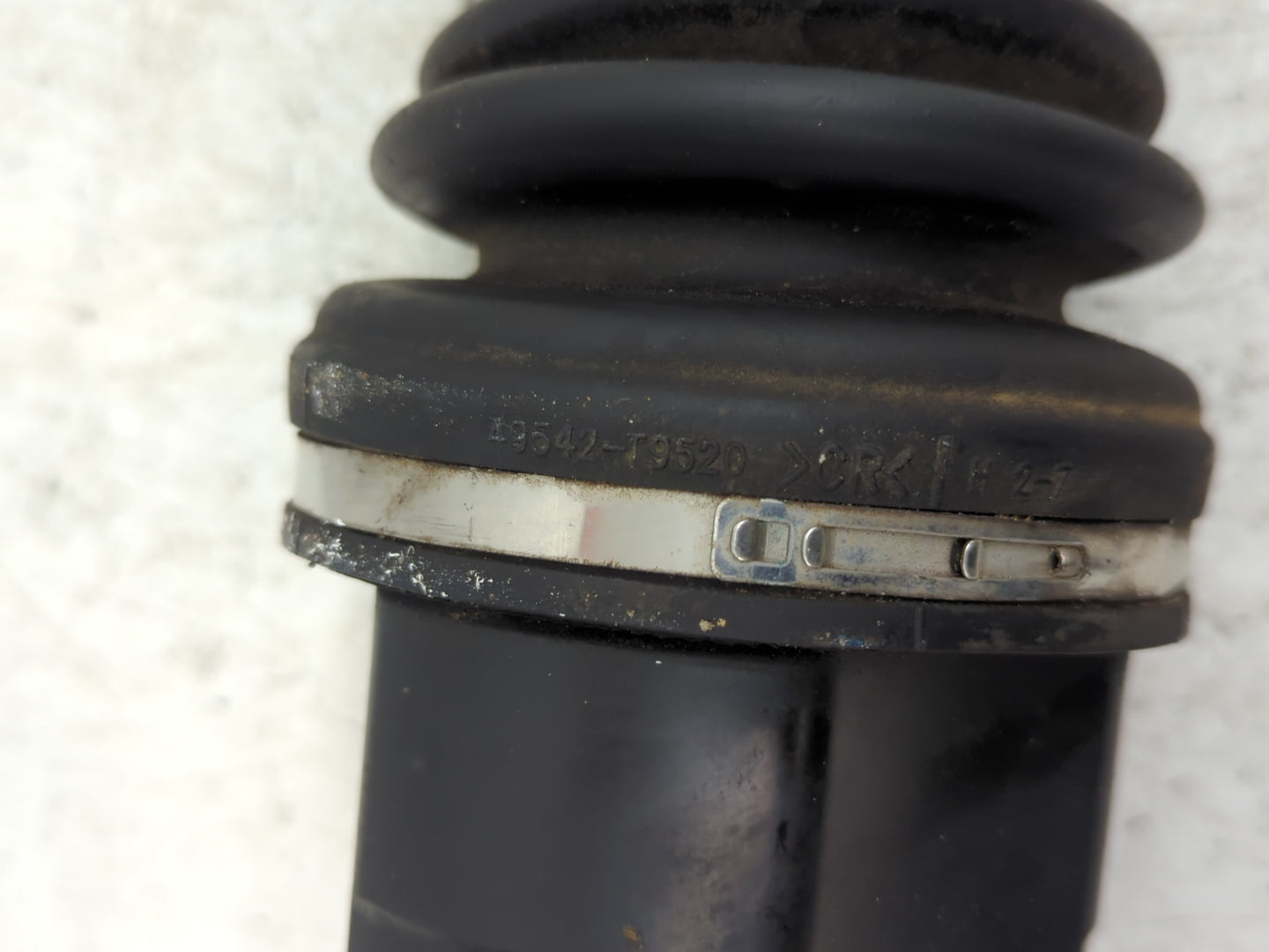 2011-2015 Hyundai Sonata Axle Shaft Front Passenger Cv C/v - Oemusedautoparts1.com