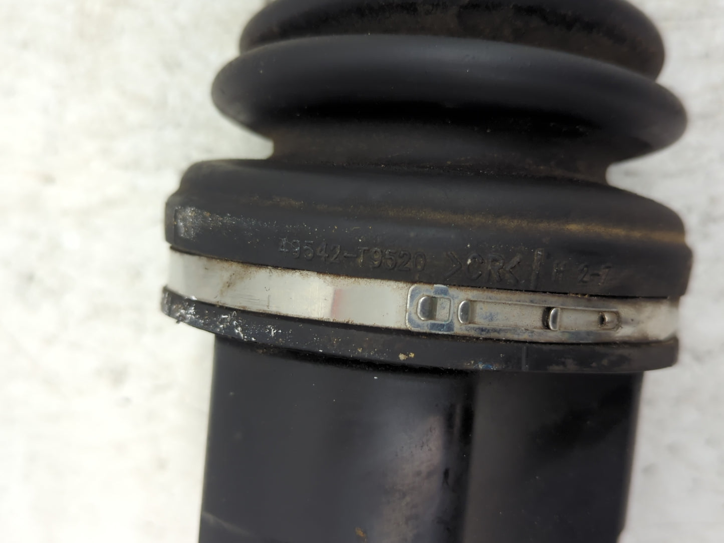 2011-2015 Hyundai Sonata Axle Shaft Front Passenger Cv C/v - Oemusedautoparts1.com
