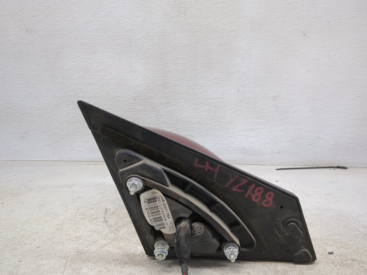 2011-2014 Hyundai Sonata Driver Side View Mirror - Left Door Mirror OEM Used - Oemusedautoparts1.com