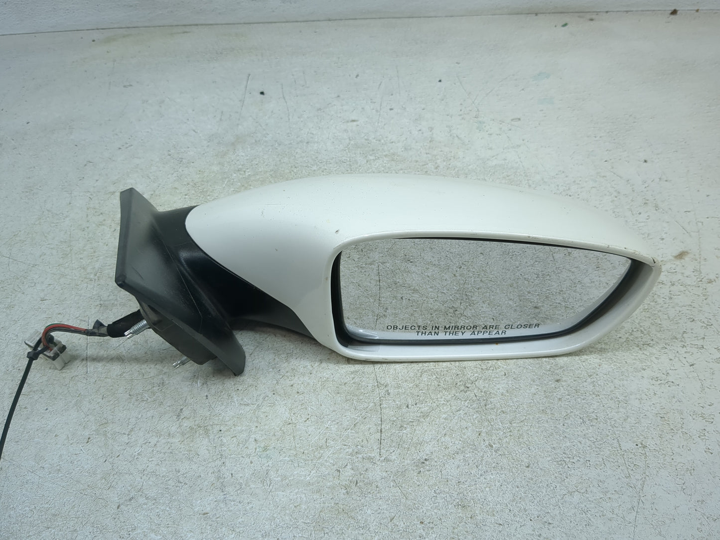 2011-2014 Hyundai Sonata Passenger Side View Mirror - Right Door Mirror OEM Used - Oemusedautoparts1.com