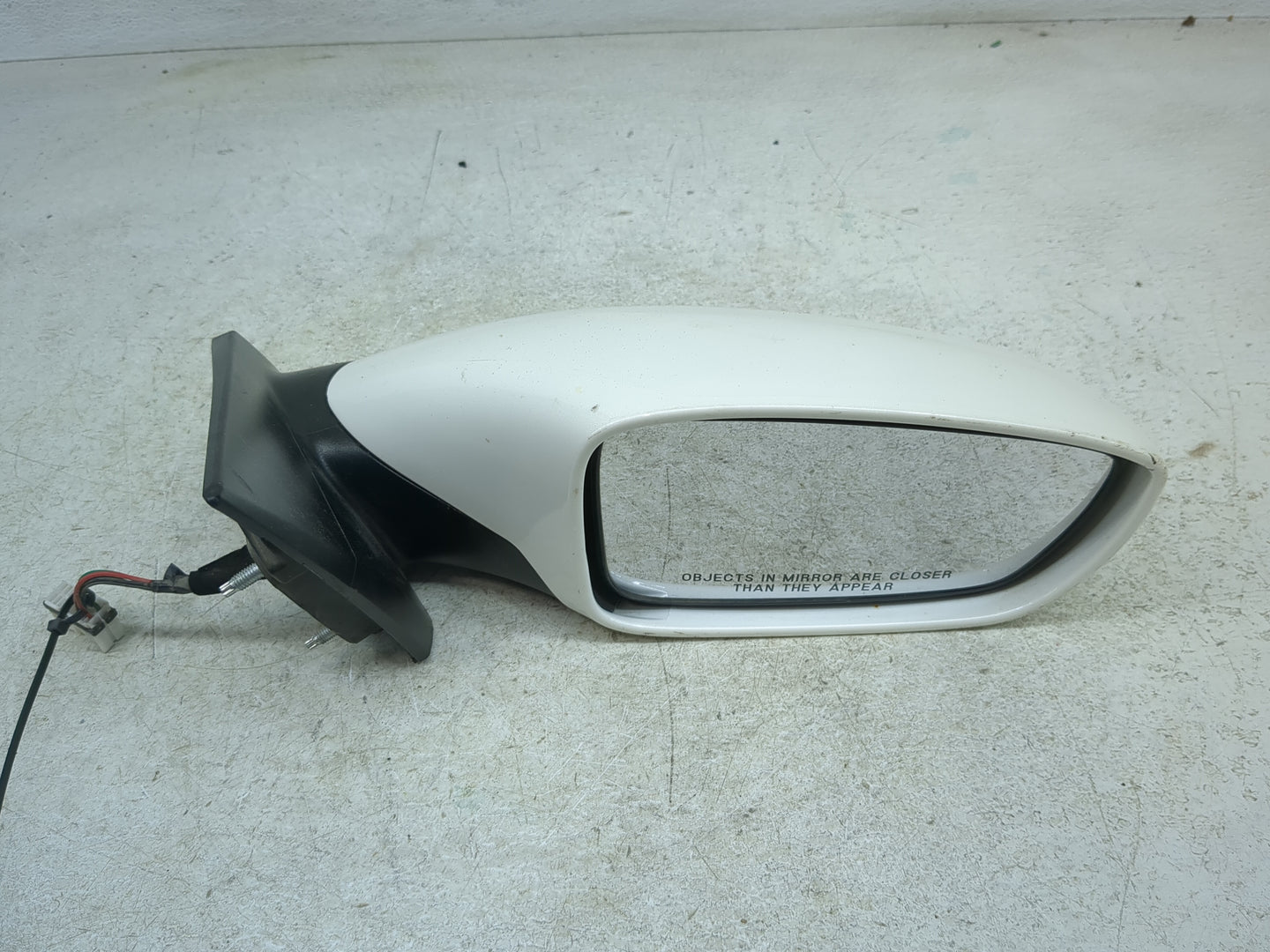 2011-2014 Hyundai Sonata Passenger Side View Mirror - Right Door Mirror OEM Used - Oemusedautoparts1.com