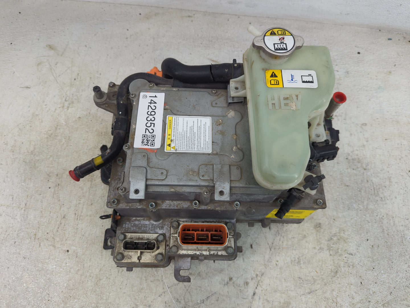 2011 Sonata Ac Dc Power Control Module Accessory Computer Power Inverter - Oemusedautoparts1.com