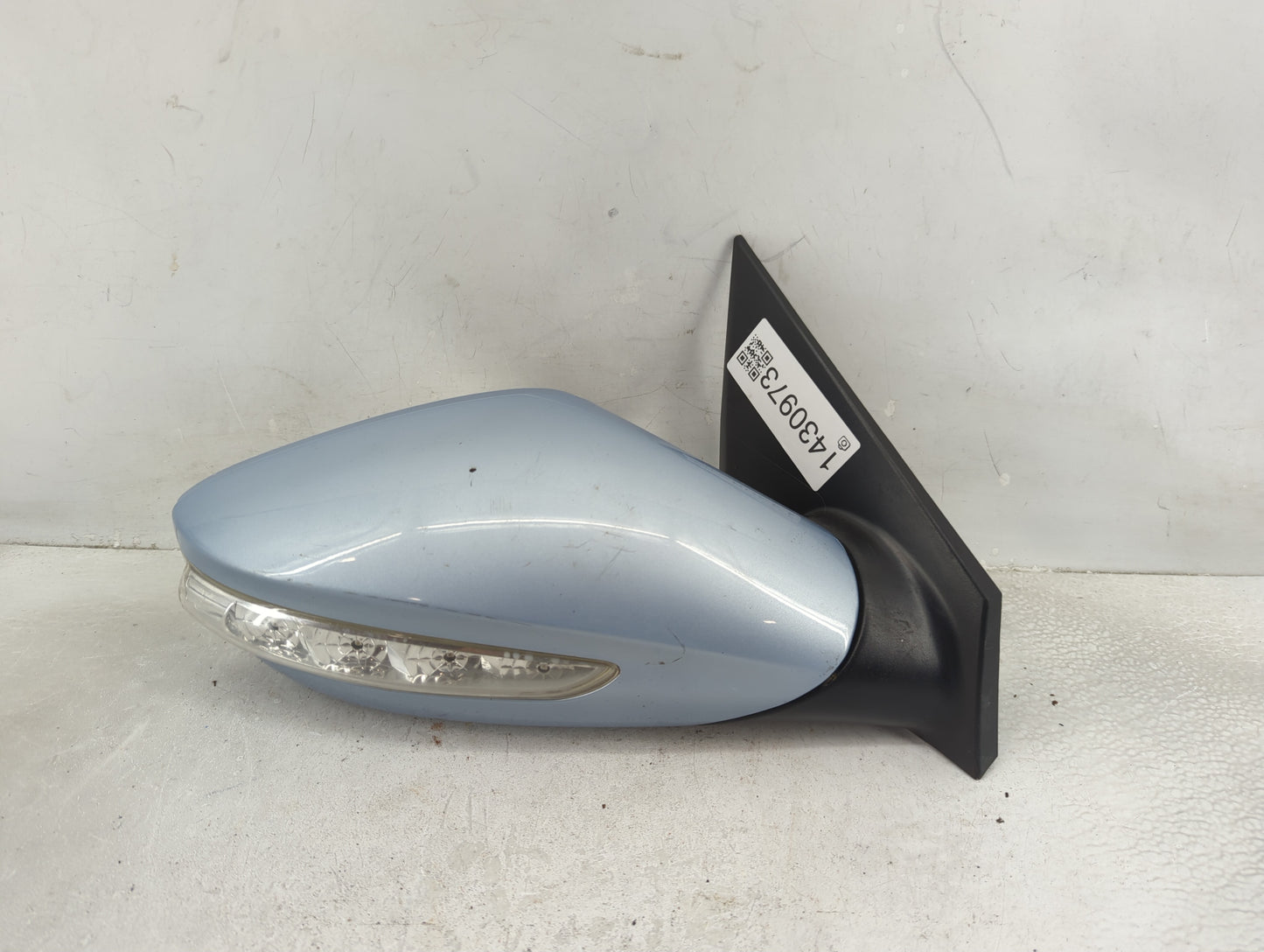 2011-2015 Hyundai Sonata Passenger Side View Mirror - Right Door Mirror OEM Used - Oemusedautoparts1.com