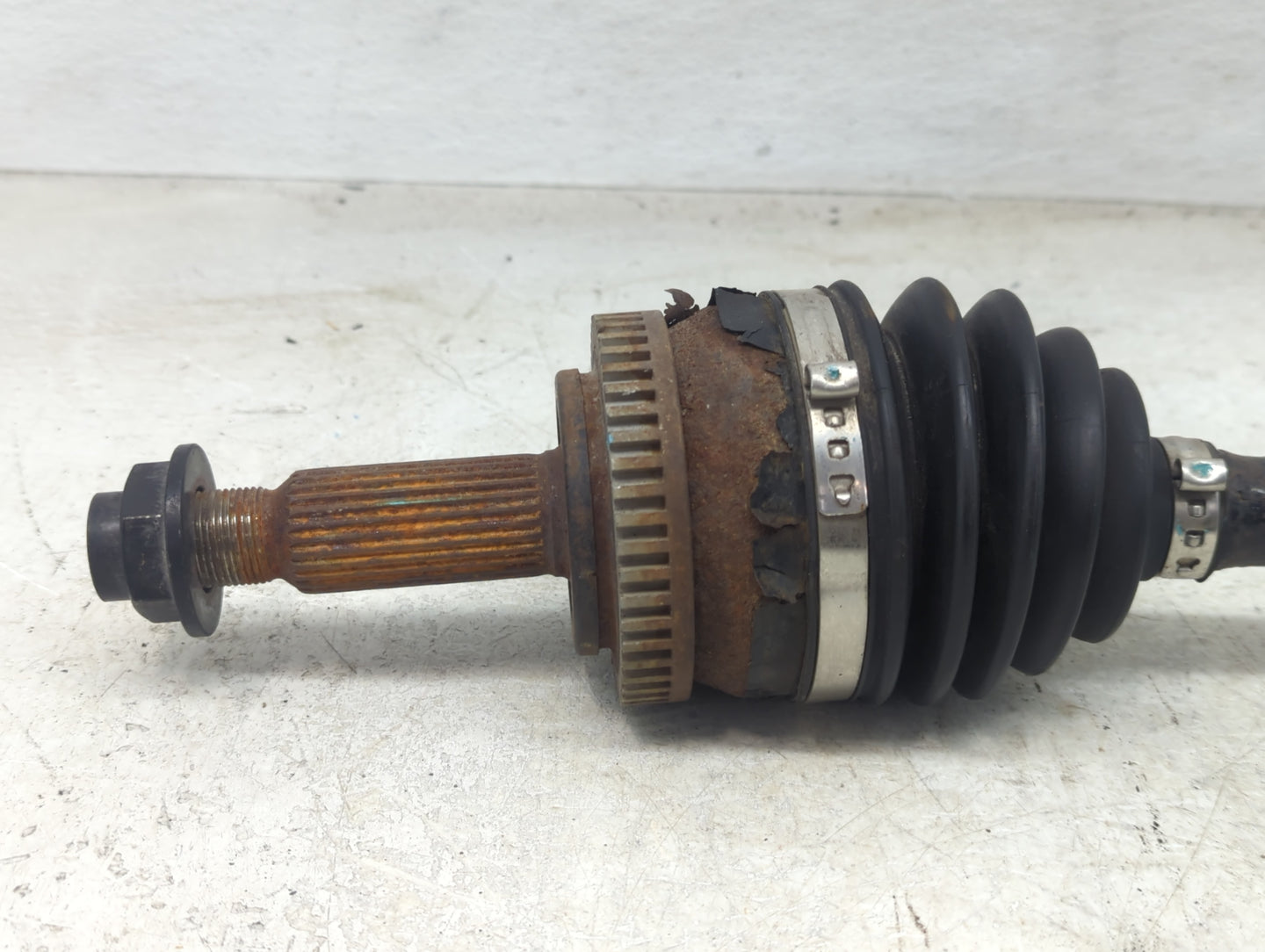 2011-2015 Hyundai Sonata Axle Shaft Front Driver Cv C/v - Oemusedautoparts1.com