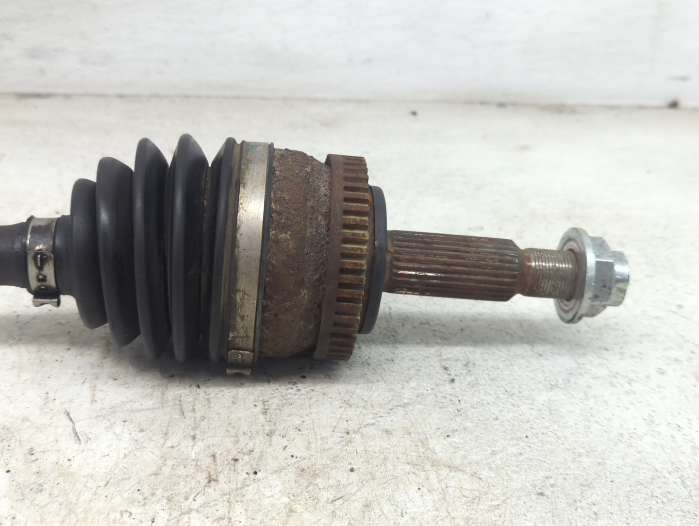 2011-2015 Hyundai Sonata Axle Shaft Front Driver Cv C/v 1433362 - Oemusedautoparts1.com