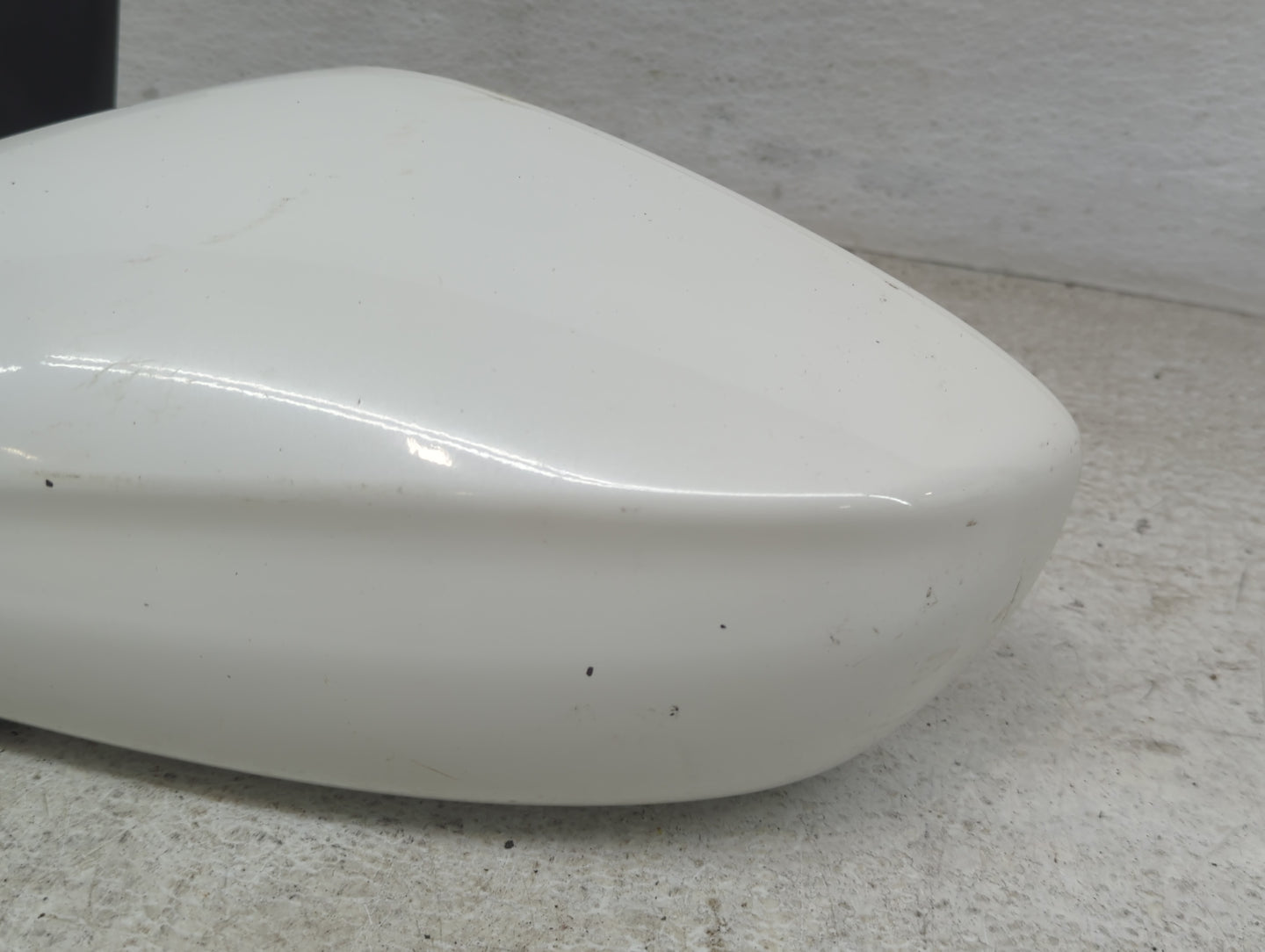 2011-2014 Hyundai Sonata Driver Side View Mirror - Left Door Mirror OEM Used - Oemusedautoparts1.com