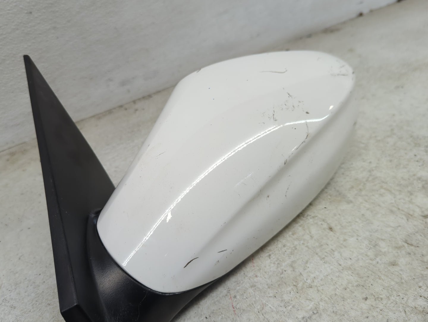2011-2014 Hyundai Sonata Driver Side View Mirror - Left Door Mirror OEM Used - Oemusedautoparts1.com