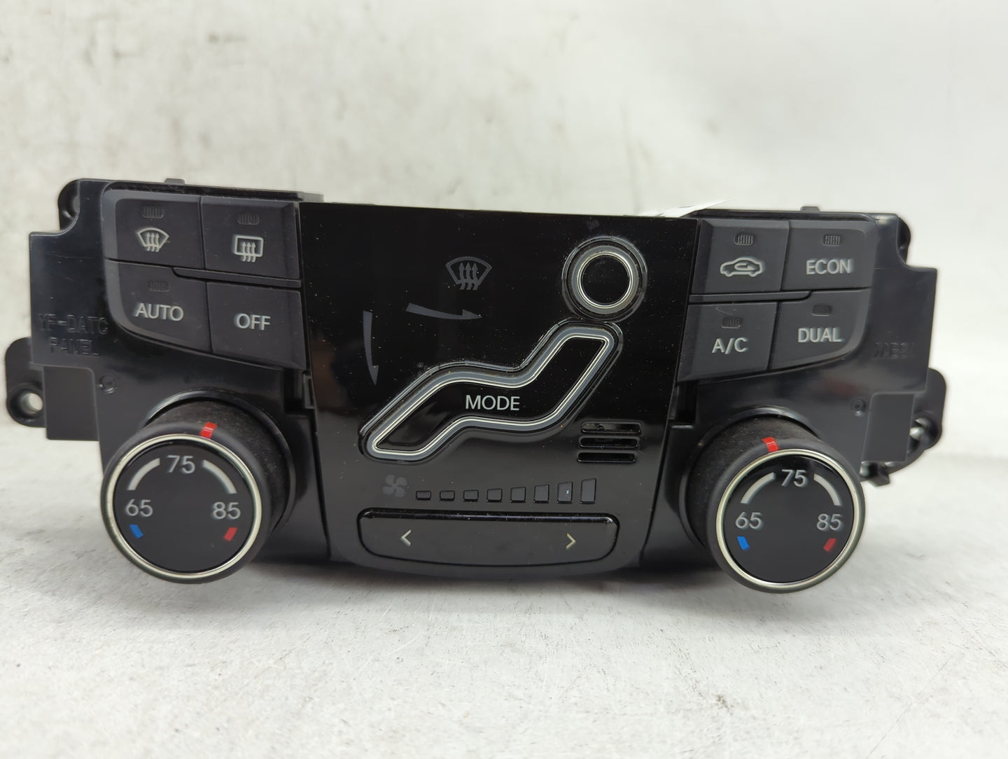 2011-2013 Hyundai Sonata Climate Control Module Temperature AC/Heater Replacement P/N:97250-4R102 7HYF14HK1098 Fits OEM Used