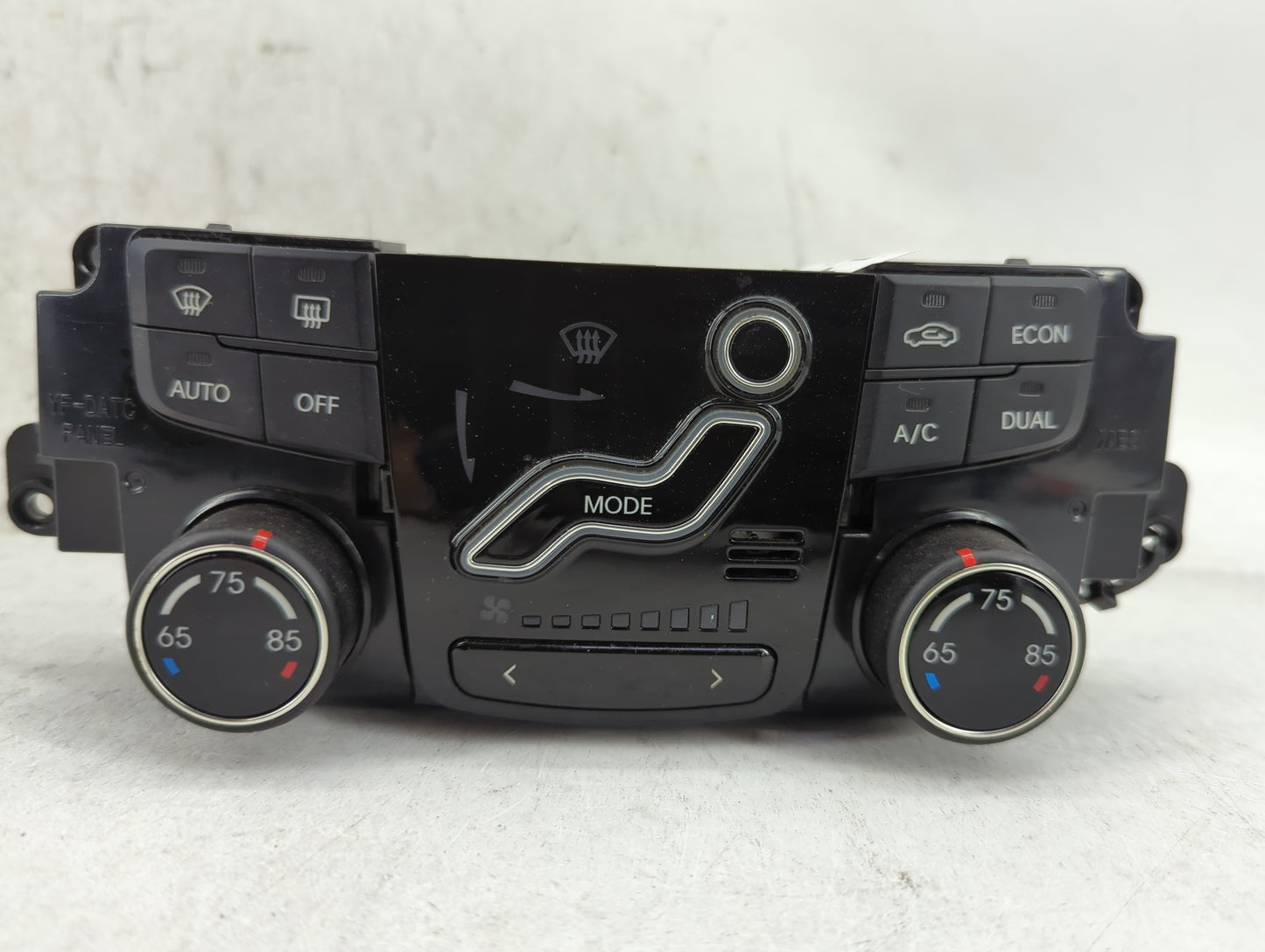 2011-2013 Hyundai Sonata Climate Control Module Temperature AC/Heater Replacement P/N:97250-4R102 7HYF14HK1098 Fits OEM Used