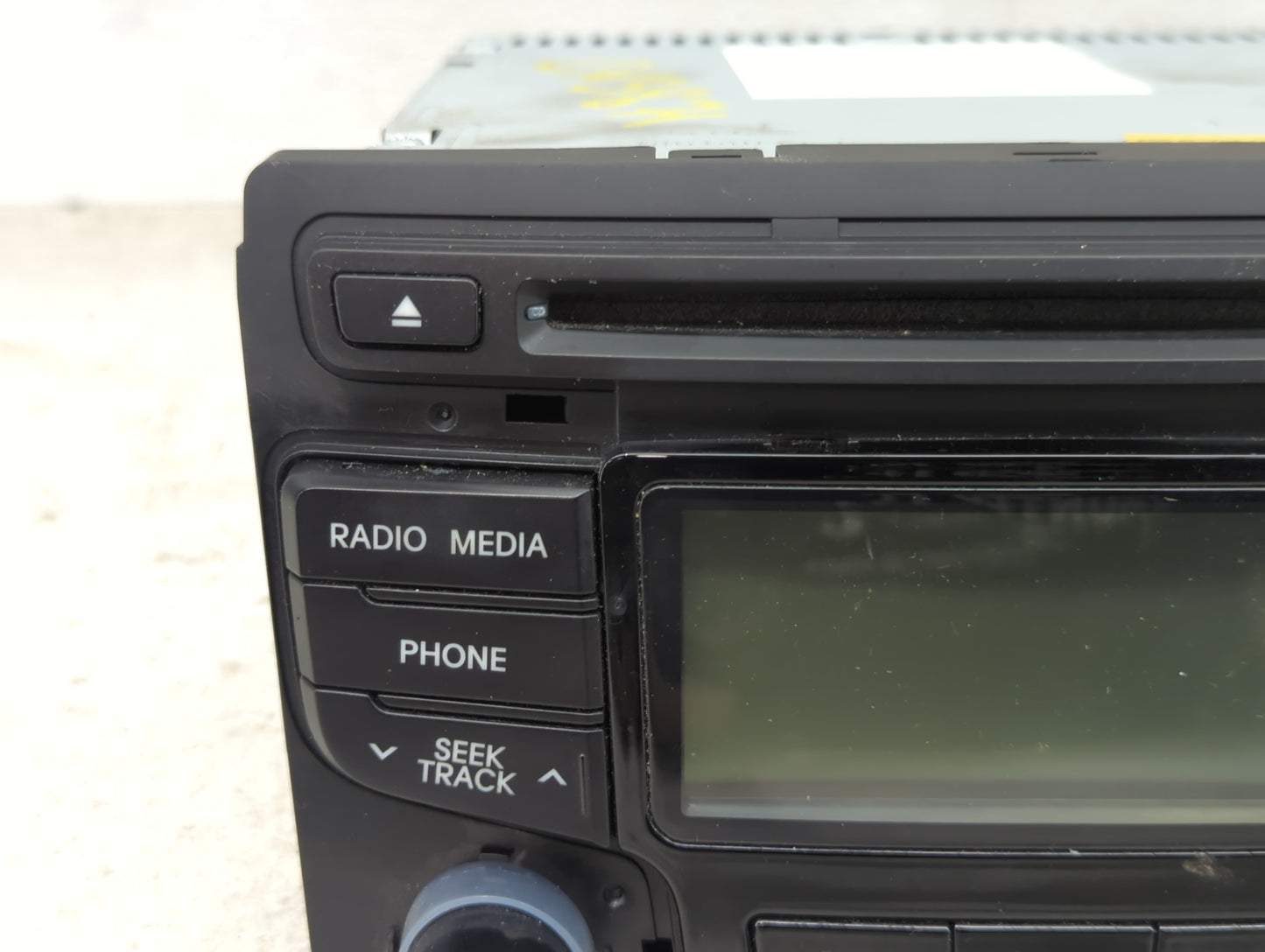 2012 Hyundai Sonata Radio AM FM Cd Player Receiver Replacement P/N:961803Q600 96180-3Q600 Fits OEM Used Auto Parts - Oemused