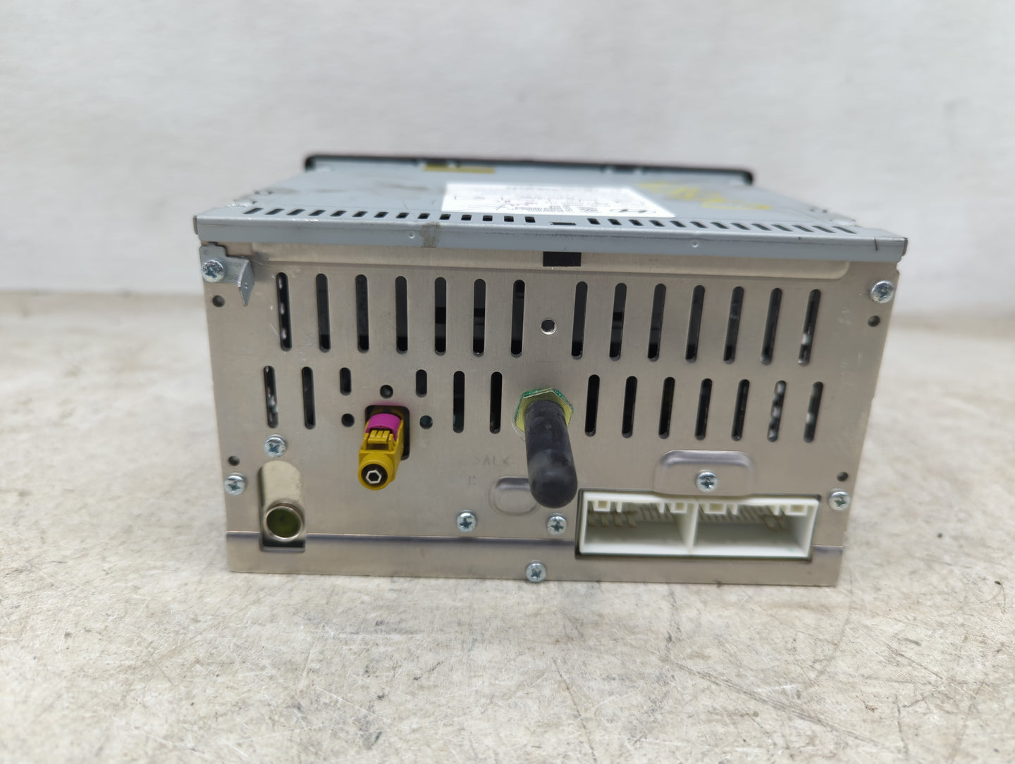2012 Hyundai Sonata Radio AM FM Cd Player Receiver Replacement P/N:961803Q600 96180-3Q600 Fits OEM Used Auto Parts - Oemused