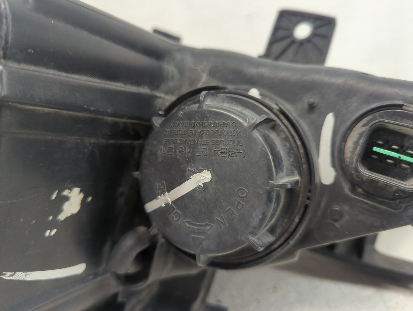 2011-2014 Hyundai Sonata Passenger Right Oem Head Light Headlight Lamp 1467089 - Oemusedautoparts1.com