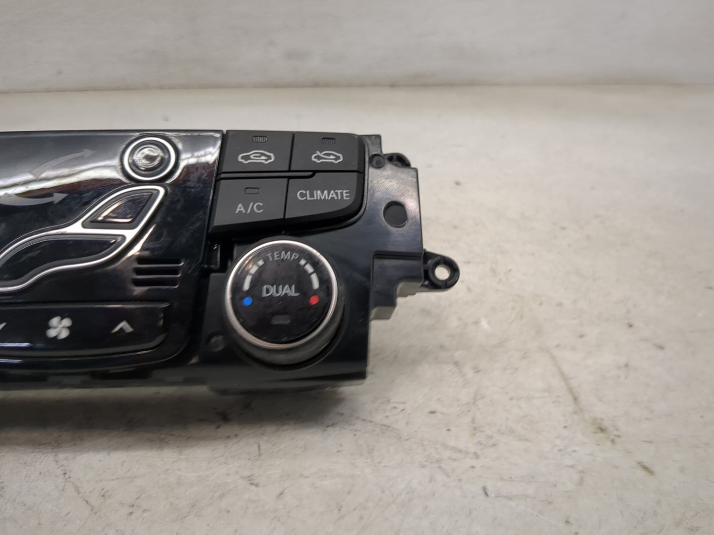 2011-2015 Hyundai Sonata Climate Control Module Temperature AC/Heater Replacement P/N:97250-4RDB0 7HYFE8HHM007 Fits OEM Used