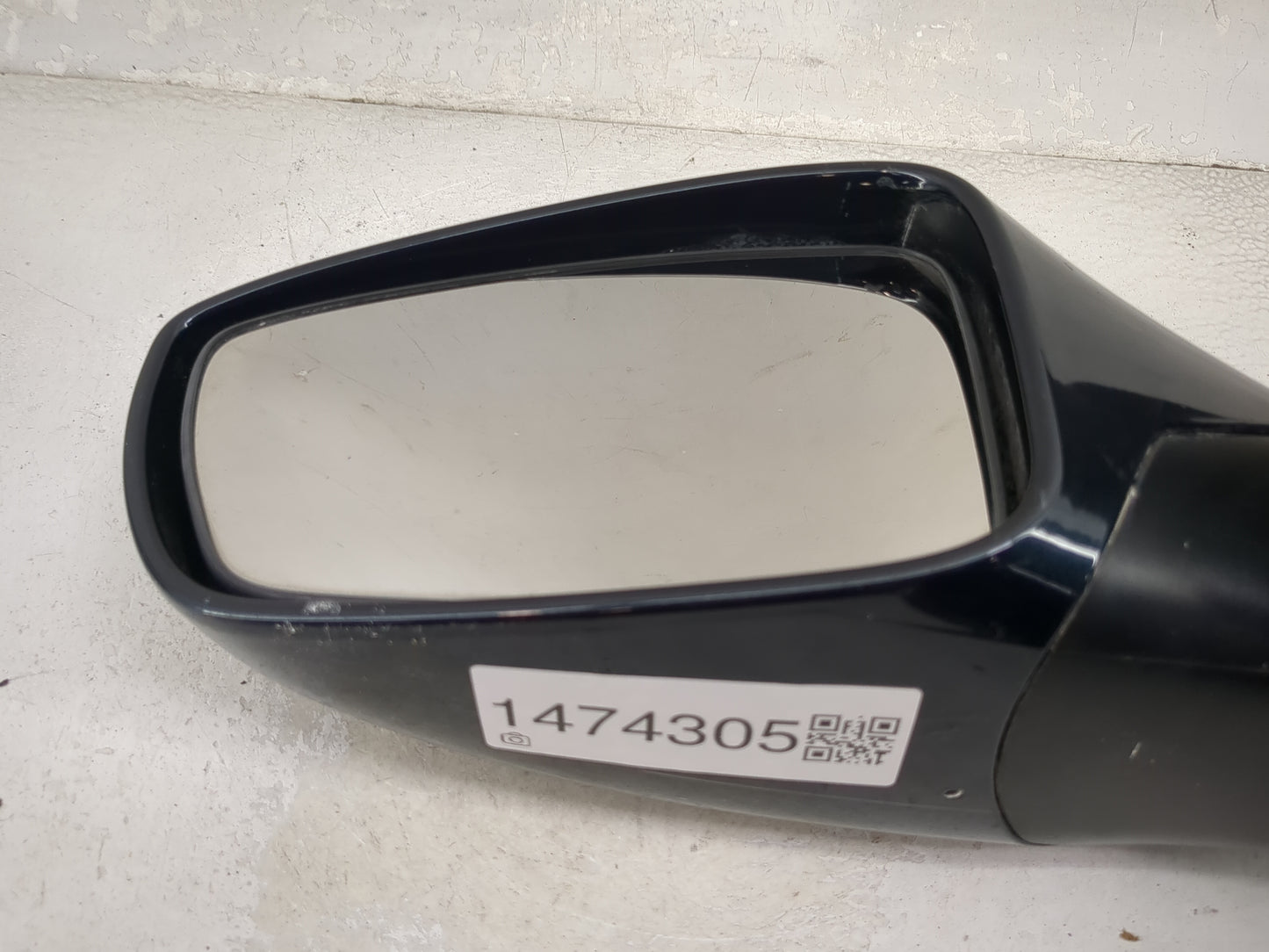2011-2014 Hyundai Sonata Driver Side View Mirror - Left Door Mirror OEM Used - Oemusedautoparts1.com