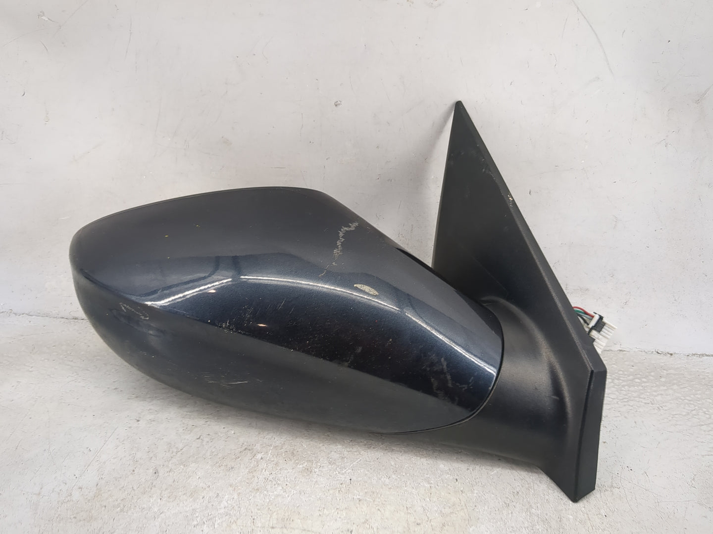 2011-2014 Hyundai Sonata Passenger Side View Mirror - Right Door Mirror OEM Used - Oemusedautoparts1.com