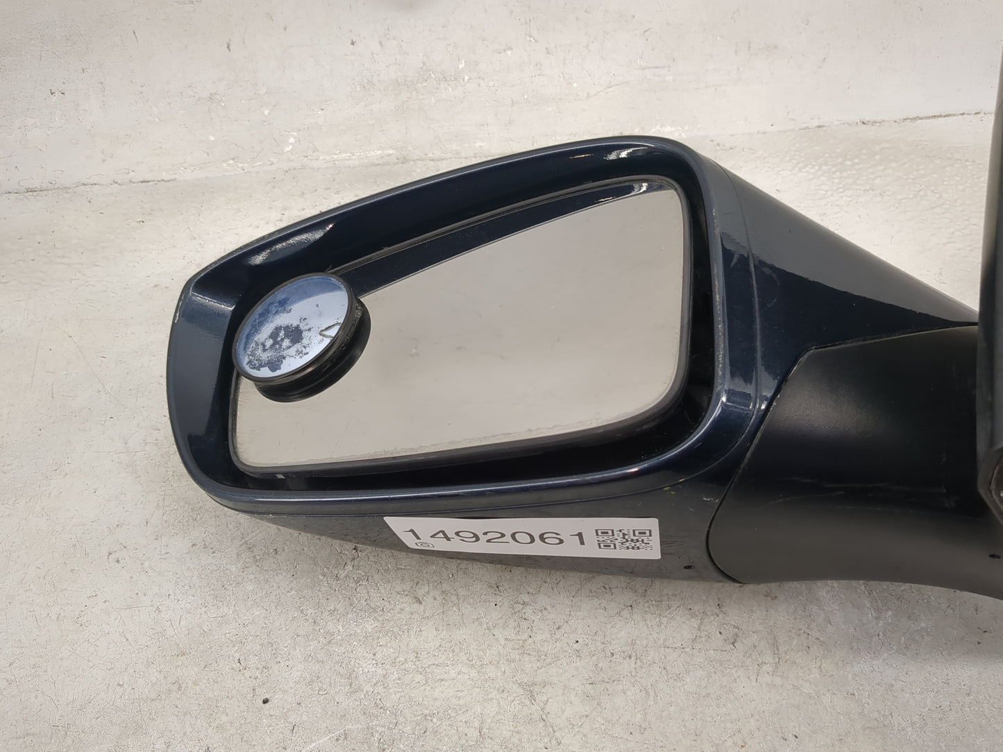 2011-2014 Hyundai Sonata Driver Side View Mirror - Left Door Mirror OEM Used - Oemusedautoparts1.com