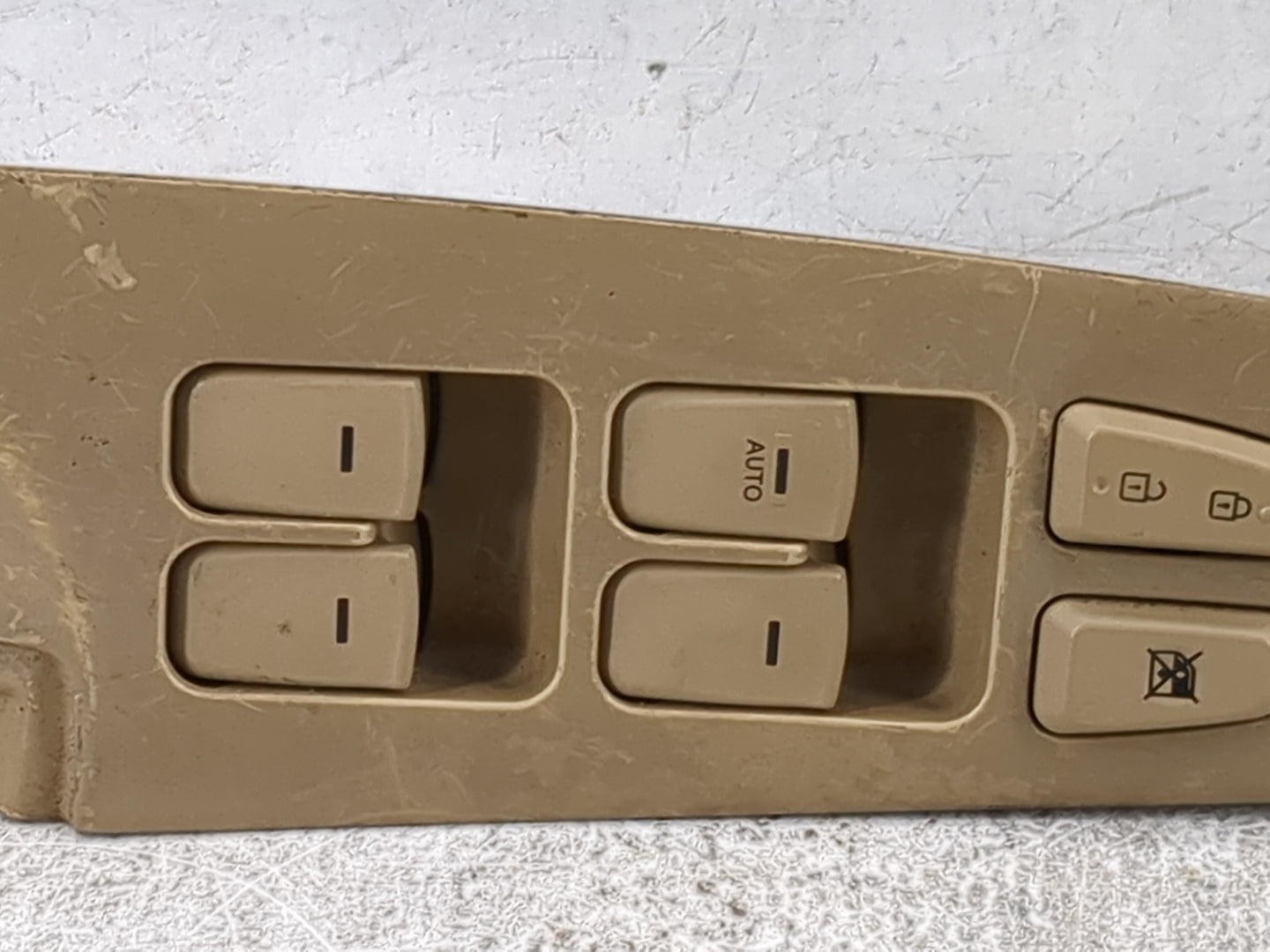 2011-2015 Hyundai Sonata Master Power Window Switch Replacement Driver Side Left P/N:201111290127 Fits OEM Used Auto Parts -