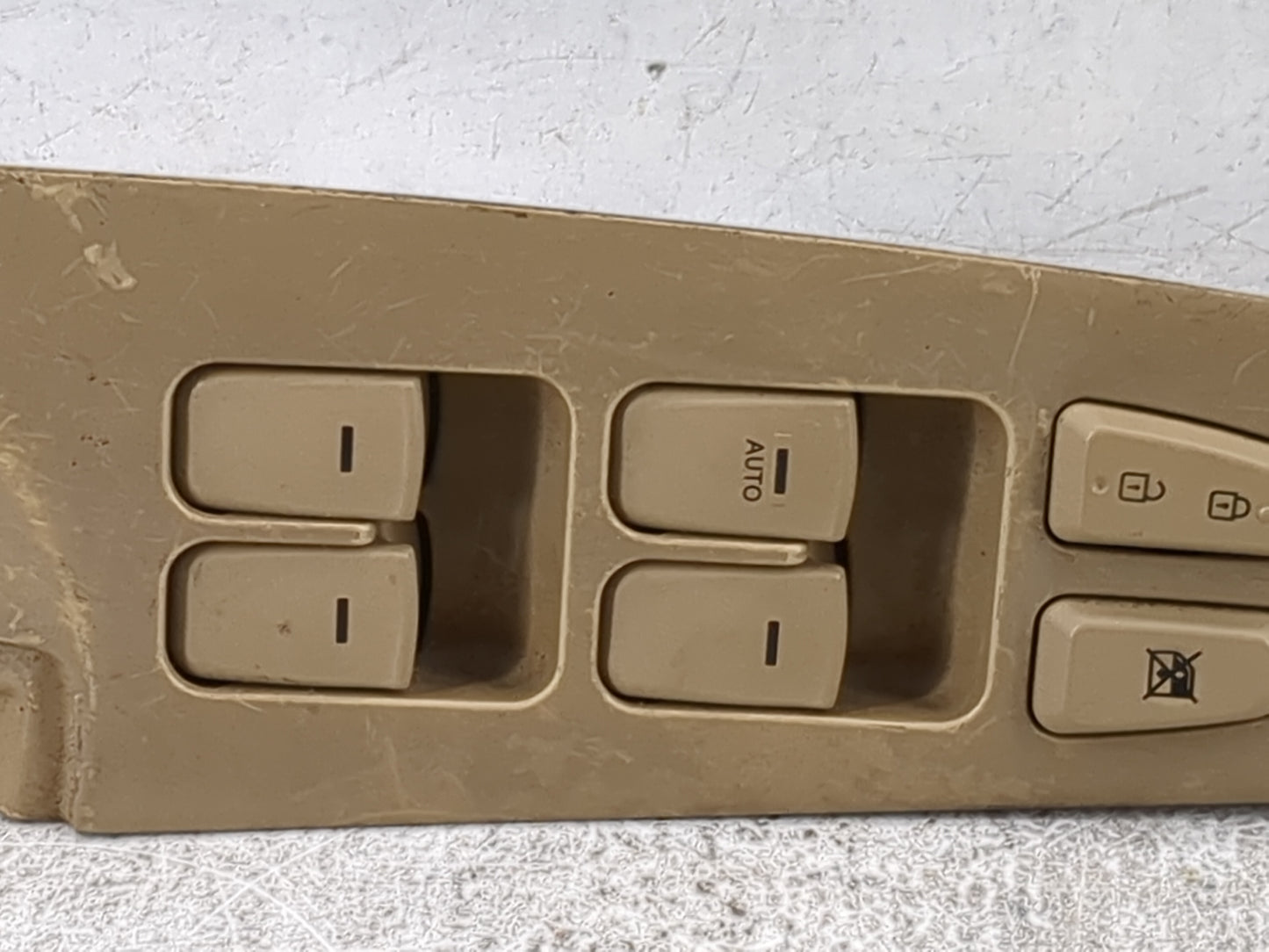2011-2015 Hyundai Sonata Master Power Window Switch Replacement Driver Side Left P/N:201111290127 Fits OEM Used Auto Parts -
