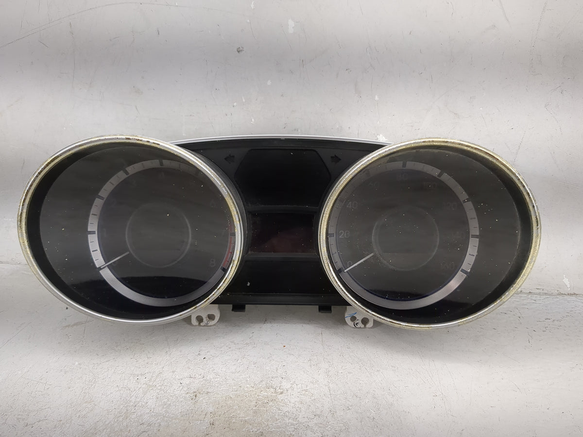 2011-2012 Hyundai Sonata Instrument Cluster Speedometer Gauges P/N:94001-3Q021 Miles: Fits Fits 2011 2012 OEM Used Auto Part