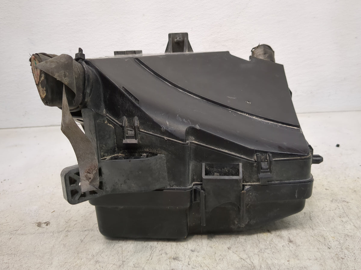2011-2014 Hyundai Sonata Fusebox Fuse Box Panel Relay Module Fits Fits 2011 2012 2013 2014 OEM Used Auto Parts - Oemusedauto