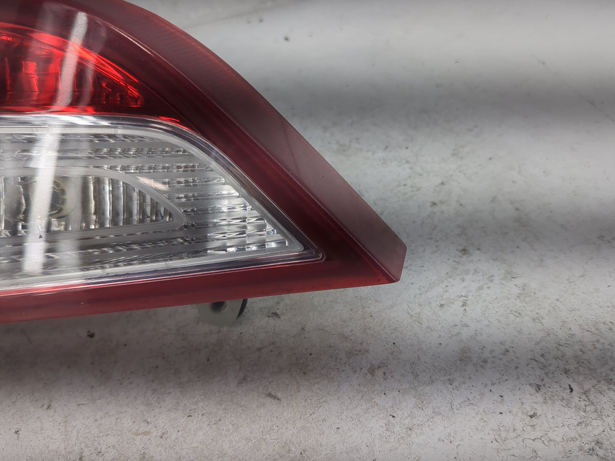 2011 Hyundai Sonata Passenger Right Side Deck Lid Mounted Tail Light 1520063 - Oemusedautoparts1.com