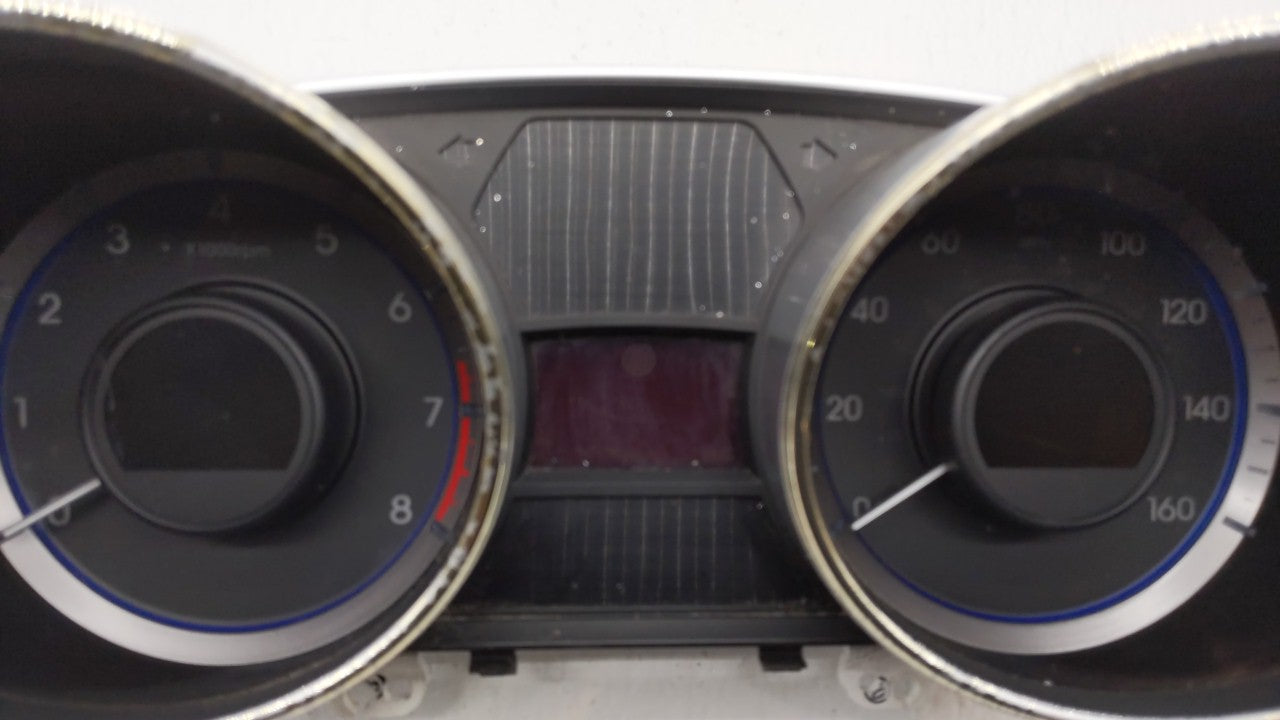 2011-2013 Hyundai Sonata Instrument Cluster Speedometer Gauges P/N:94001-3Q000 94001-3Q001 Fits Fits 2011 2012 2013 OEM Used