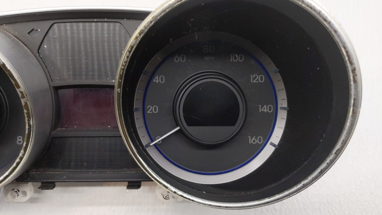 2011-2013 Hyundai Sonata Instrument Cluster Speedometer Gauges P/N:94001-3Q000 94001-3Q001 Fits Fits 2011 2012 2013 OEM Used