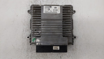2011-2014 Hyundai Sonata PCM Engine Control Computer ECU ECM PCU OEM P/N:39101-2G667 39101-2G669 Fits Fits 2011 2012 2013 20