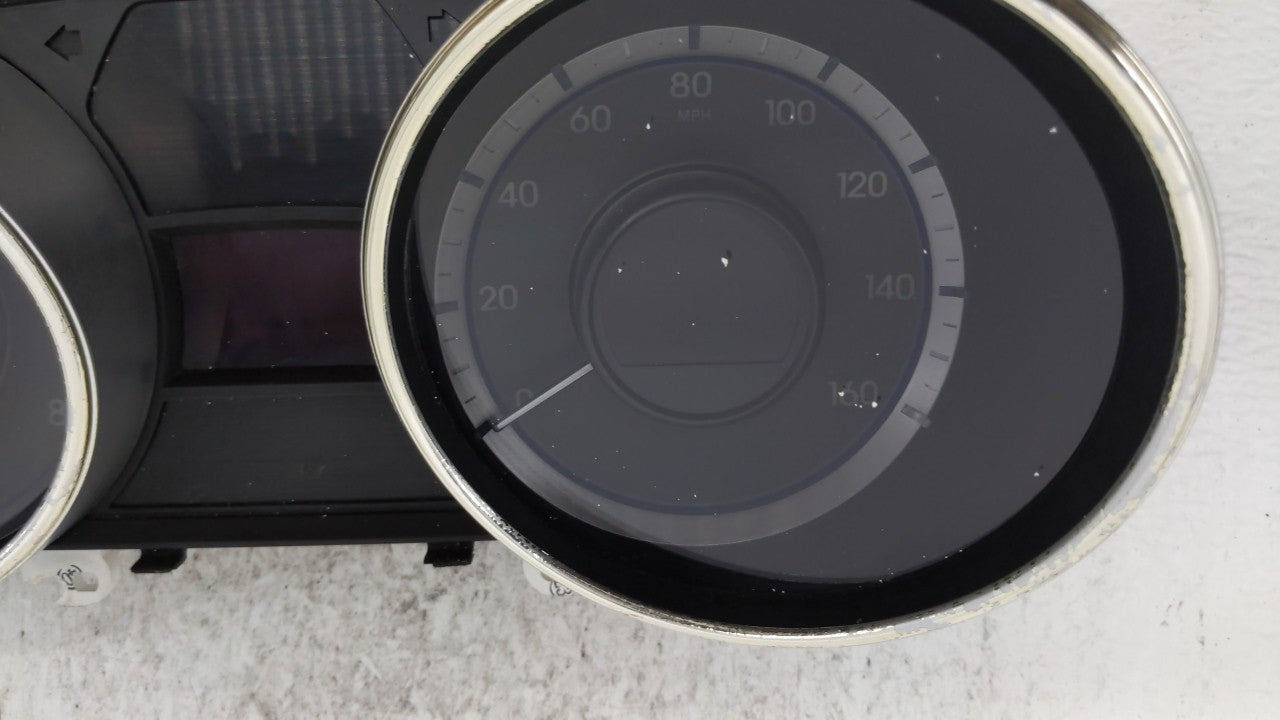 2011-2013 Hyundai Sonata Instrument Cluster Speedometer Gauges P/N:94001-3Q000 94001-3Q001 Fits Fits 2011 2012 2013 OEM Used