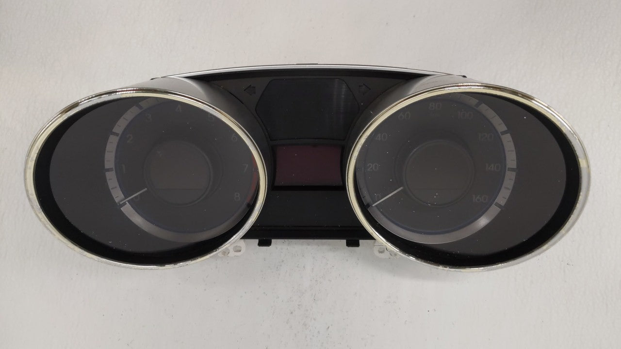 2011-2013 Hyundai Sonata Instrument Cluster Speedometer Gauges P/N:94001-3Q000 94001-3Q001 Fits Fits 2011 2012 2013 OEM Used