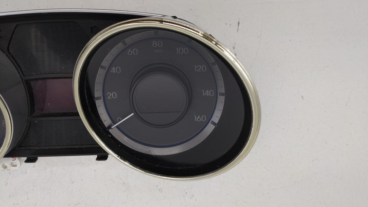2011-2014 Hyundai Sonata Instrument Cluster Speedometer Gauges P/N:94001-3Q014 94011-3Q010 Fits Fits 2011 2012 2013 2014 OEM