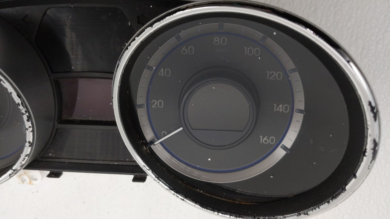 2011-2014 Hyundai Sonata Instrument Cluster Speedometer Gauges P/N:94001-3Q014 94011-3Q010 Fits Fits 2011 2012 2013 2014 OEM