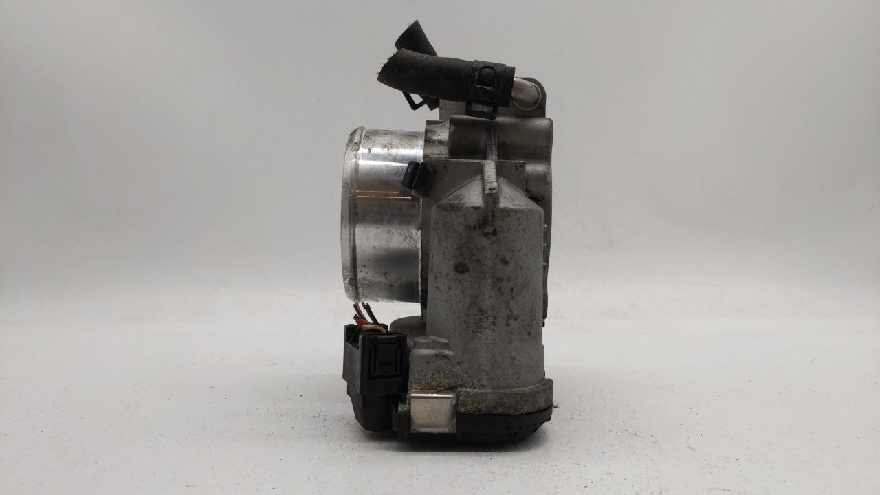 2011-2014 Hyundai Sonata Throttle Body P/N:35100-2G700 Fits Fits 2011 2012 2013 2014 2015 2016 OEM Used Auto Parts - Oemused