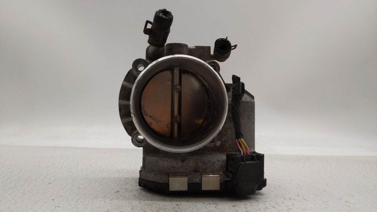 2011-2014 Hyundai Sonata Throttle Body P/N:35100-2G700 Fits Fits 2011 2012 2013 2014 2015 2016 OEM Used Auto Parts - Oemused