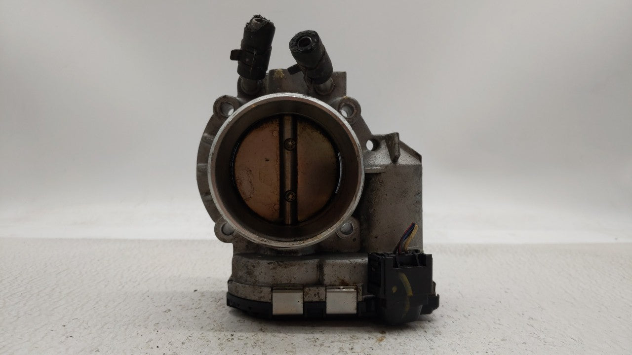 2011-2014 Hyundai Sonata Throttle Body P/N:35100-2G710 Fits Fits 2011 2012 2013 2014 2015 2016 OEM Used Auto Parts - Oemused