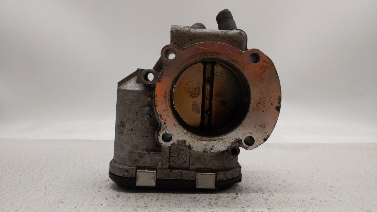 2011-2014 Hyundai Sonata Throttle Body P/N:35100-2G710 Fits Fits 2011 2012 2013 2014 2015 2016 OEM Used Auto Parts - Oemused