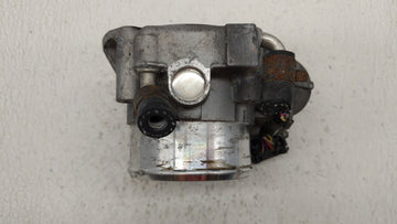 2011-2014 Hyundai Sonata Throttle Body P/N:35100-2G700 Fits Fits 2011 2012 2013 2014 2015 2016 OEM Used Auto Parts