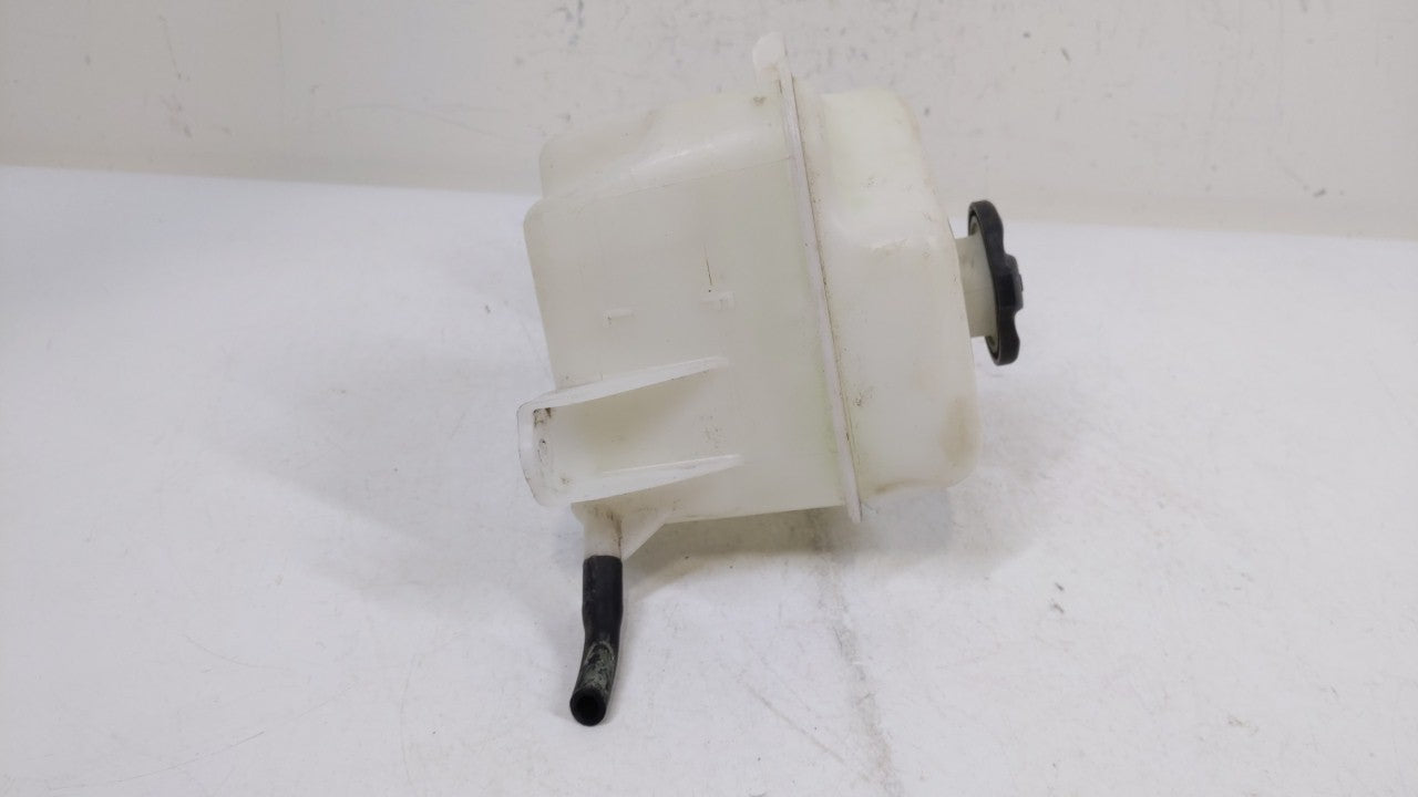 2011-2015 Hyundai Sonata Radiator Coolant Overflow Expansion Tank Bottle 269998 - Oemusedautoparts1.com