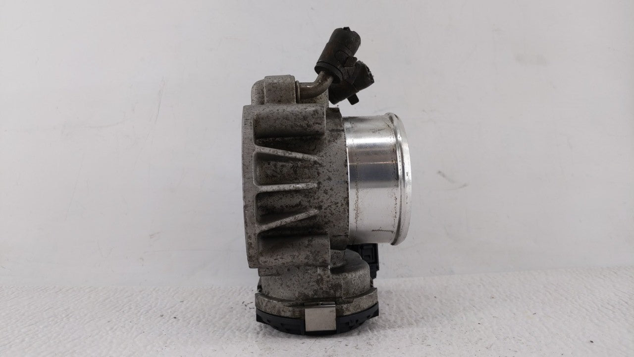 2011-2014 Hyundai Sonata Throttle Body P/N:35100-2G710 Fits Fits 2011 2012 2013 2014 2015 2016 OEM Used Auto Parts - Oemused