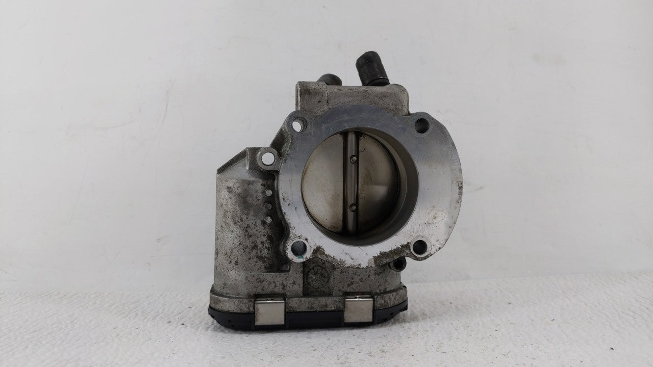 2011-2014 Hyundai Sonata Throttle Body P/N:35100-2G710 Fits Fits 2011 2012 2013 2014 2015 2016 OEM Used Auto Parts - Oemused